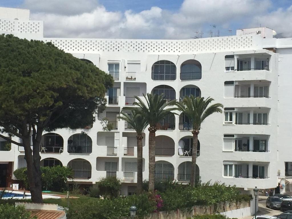Edificio Verdemar - Stunning 1 Bed Apartment With Pool & Sea Views Nerja Dış mekan fotoğraf