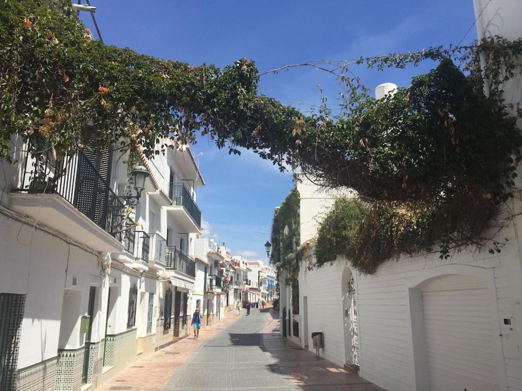 Edificio Verdemar - Stunning 1 Bed Apartment With Pool & Sea Views Nerja Dış mekan fotoğraf