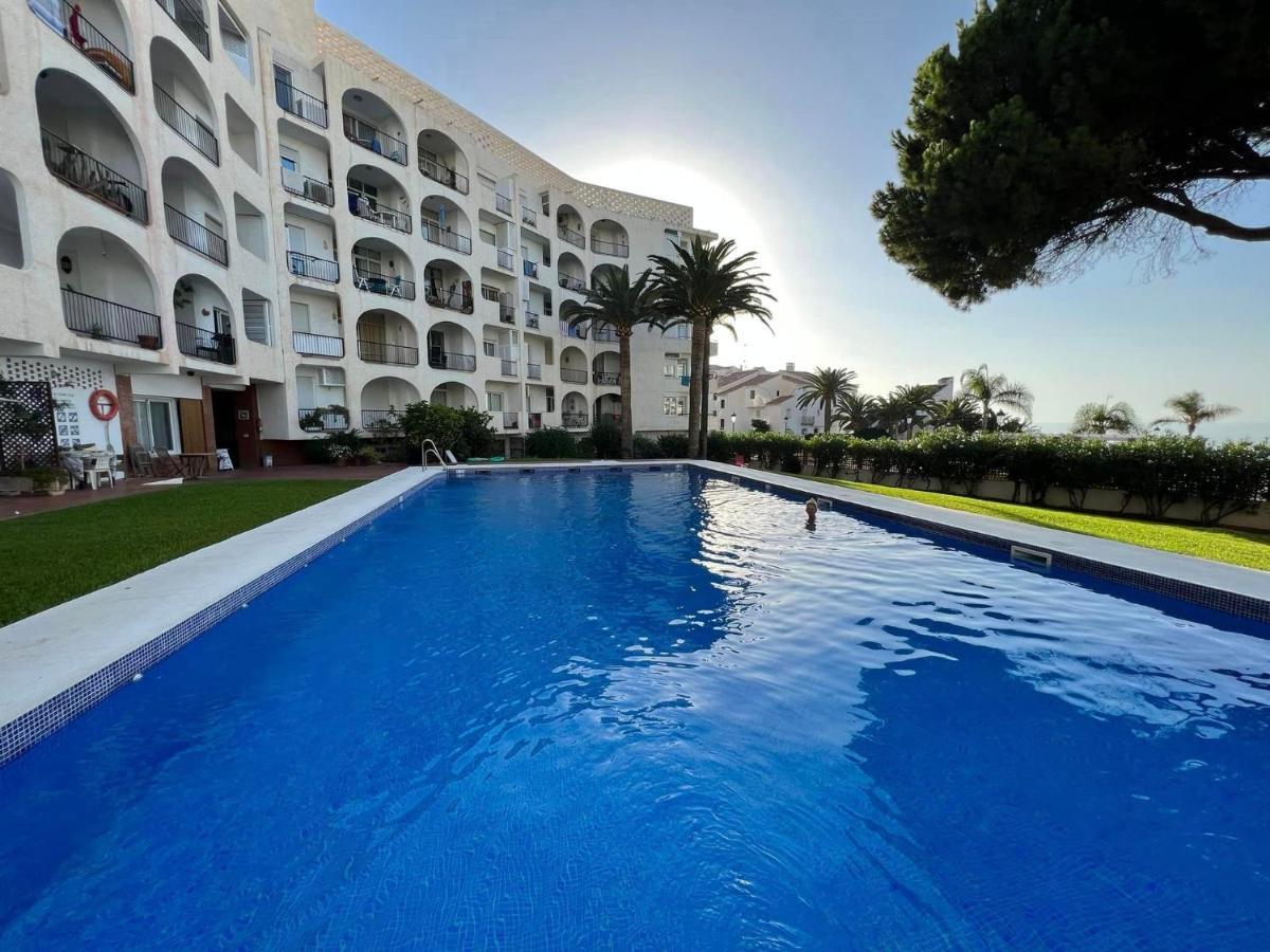 Edificio Verdemar - Stunning 1 Bed Apartment With Pool & Sea Views Nerja Dış mekan fotoğraf
